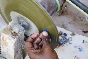 CLERC Monique - Polissage pierre