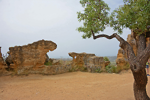 Sicile4-rempart vallée des temples Agrigento - DSC_2178 B 20x30