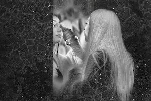 Reflections obscures