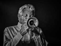 2024 Regional Papier monochrome