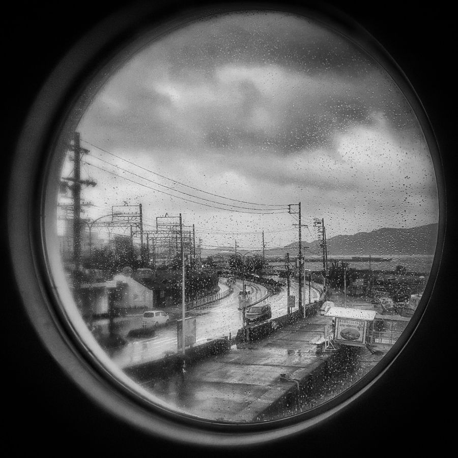 Derrière le hublot - Beaufils M