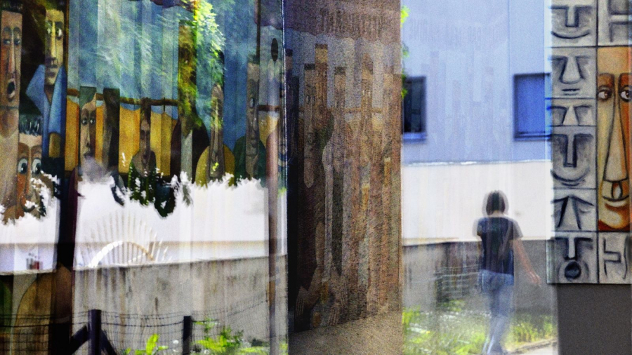 reflets de graffitis BOURDEAU Roger