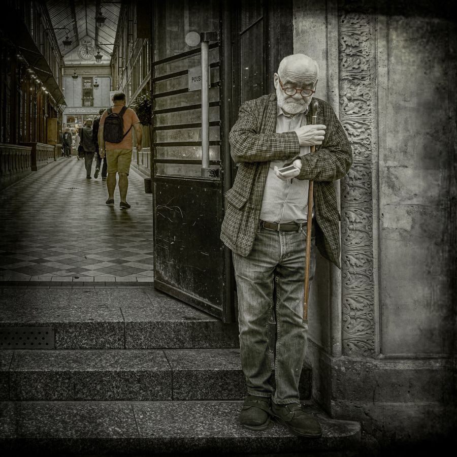 un vieil homme Cayos Joël