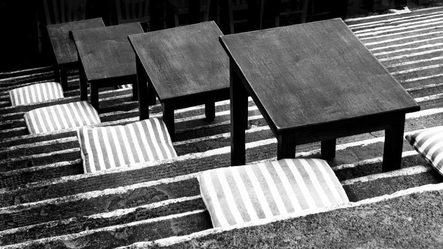 MOSNIER Michel - Tables en étages