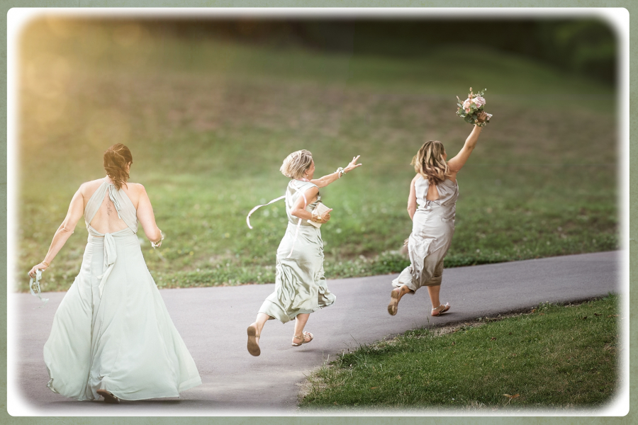Le vol du bouquet de la mariée - LAMBOEUF Bernard 3