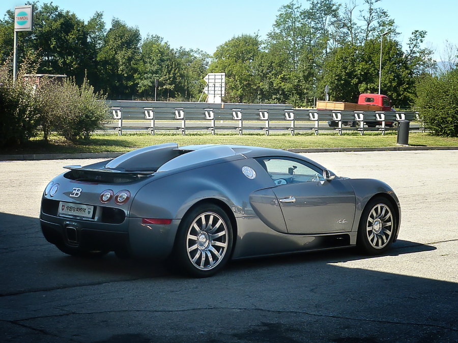 4 Le départ de ces superbes bolides