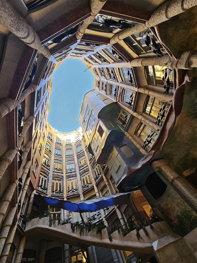 01-La Pedrera de GAUDI
