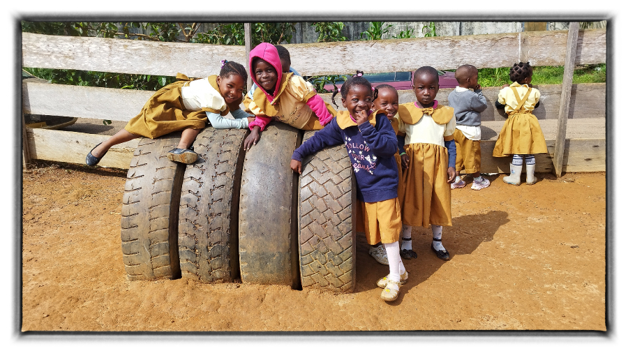 Anne-Marie Lemaire enfants du Camerun