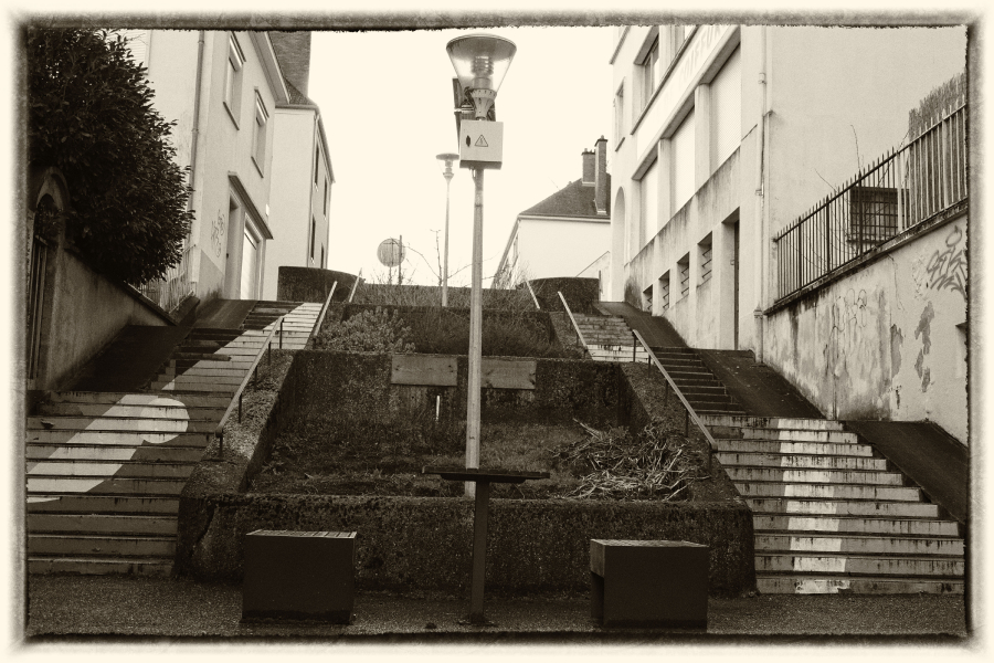 Nicole escaliers Creusot3