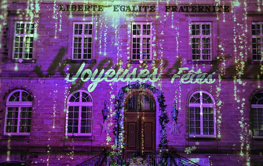 Façade illuminée_1